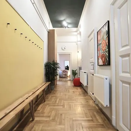 Unwind In Style W Sauna Dsgn 2br Appartamento Budapest