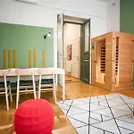 Unwind In Style W Sauna Dsgn 2br *