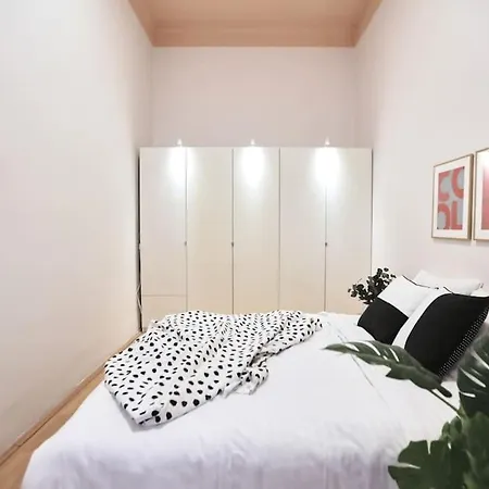 Unwind In Style W Sauna Dsgn 2br