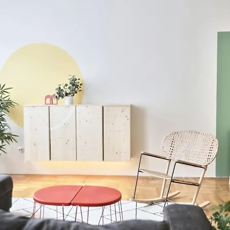 Apartment Unwind In Style W Sauna Dsgn 2br *