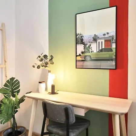 Unwind In Style W Sauna Dsgn 2br * Budapest