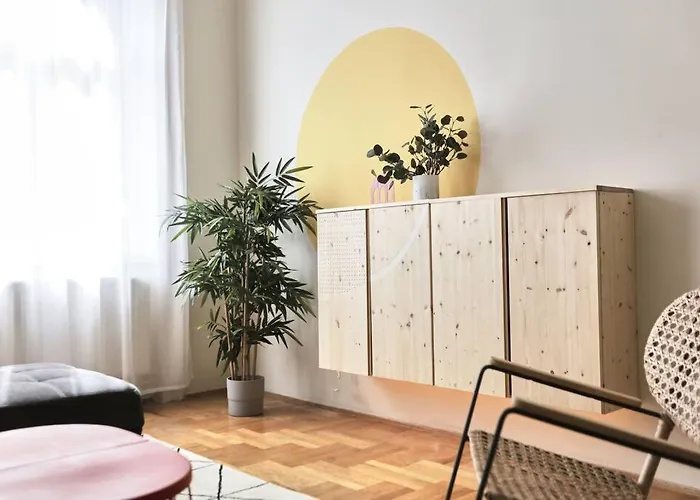Unwind In Style W Sauna Dsgn 2br *