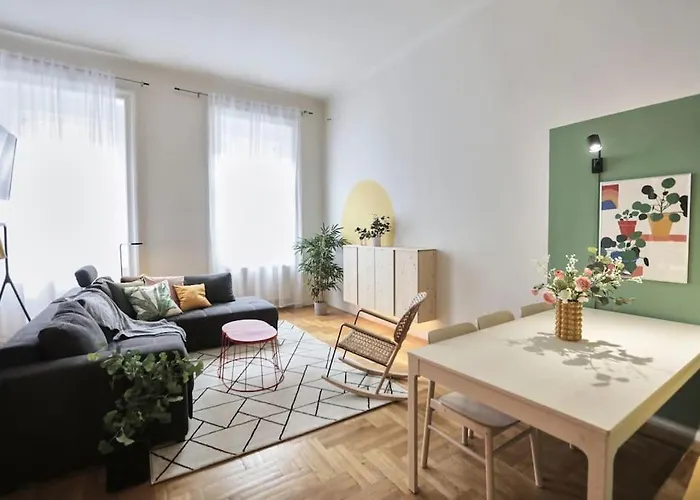 公寓 Unwind In Style W Sauna Dsgn 2br 布达佩斯