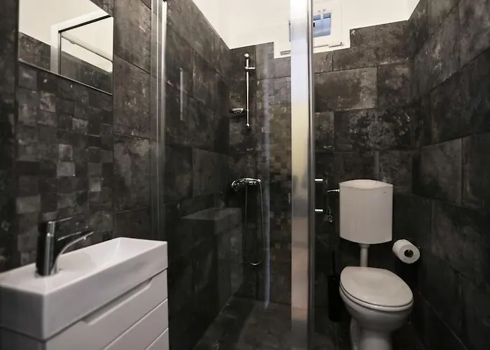 公寓 Unwind In Style W Sauna Dsgn 2br 布达佩斯