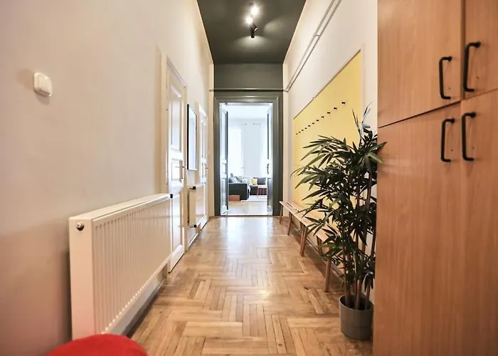 Unwind In Style W Sauna Dsgn 2br Lejlighed Budapest