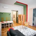 Unwind In Style W Sauna Dsgn 2br Apartment Budapest