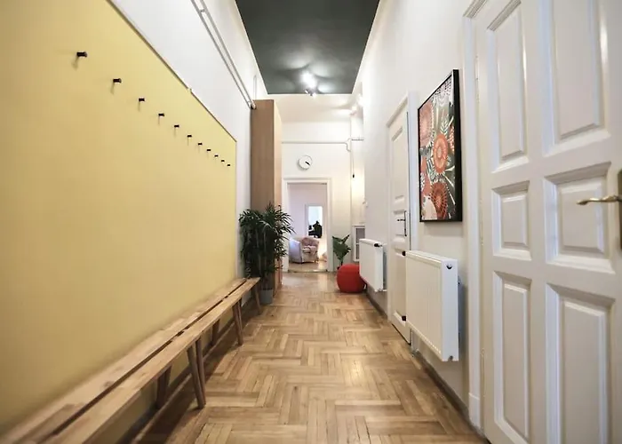 Unwind In Style W Sauna Dsgn 2br Apartament Budapeszt